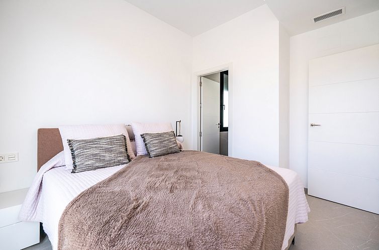 Vrijstaande woning in Roldán