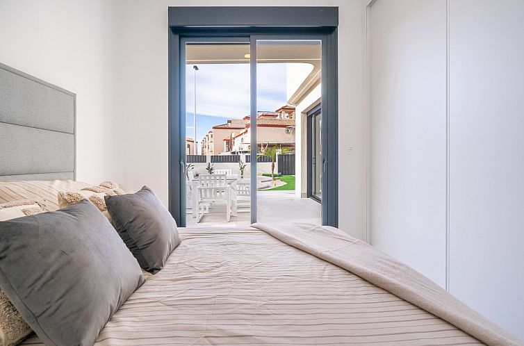 Vrijstaande woning in Roldán