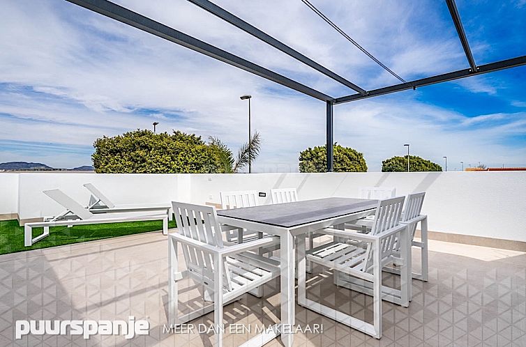 Vrijstaande woning in Roldán
