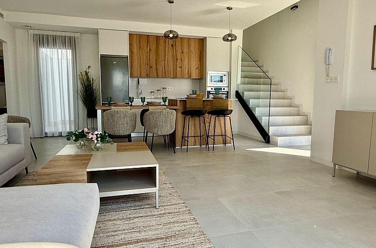 Vrijstaande woning in Roldán