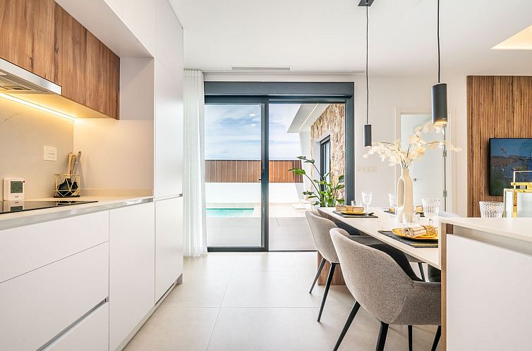 Vrijstaande woning in Roldán