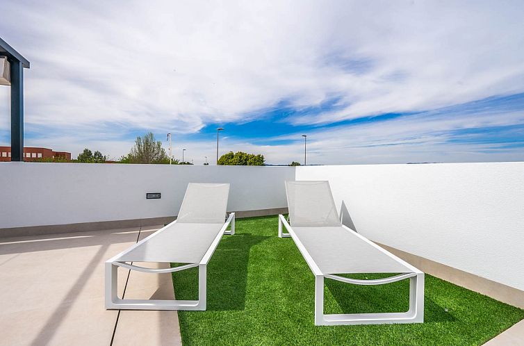 Vrijstaande woning in Roldán