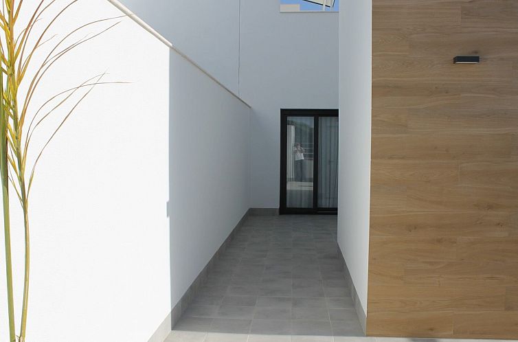Vrijstaande woning in Roldán