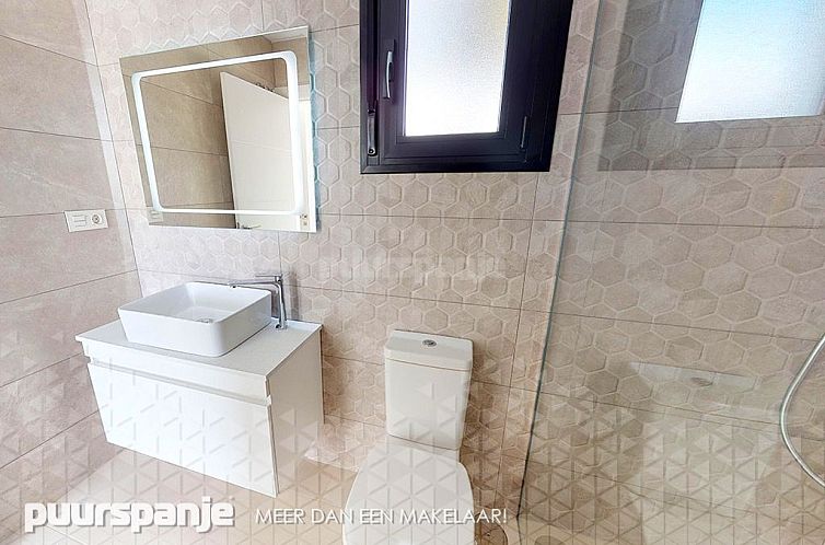 Vrijstaande woning in Roldán