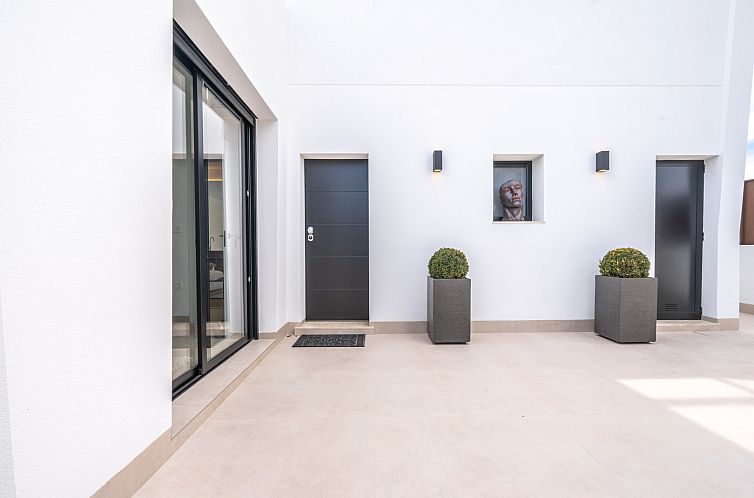 Geschakelde woning in Roldán
