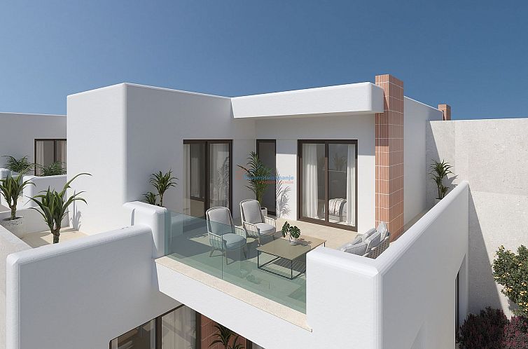 Geschakelde woning in Roldán