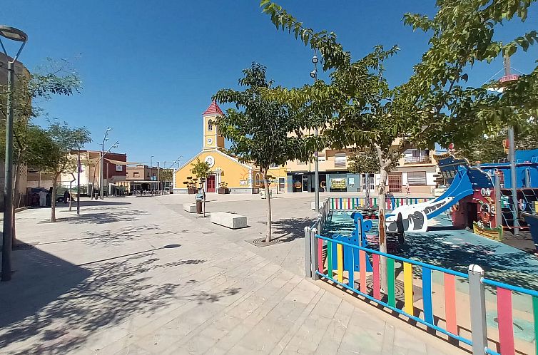 Geschakelde woning in Roldán