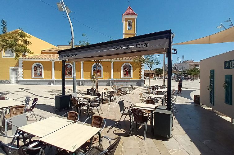 Geschakelde woning in Roldán