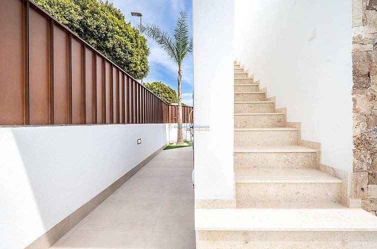 Geschakelde woning in Roldán