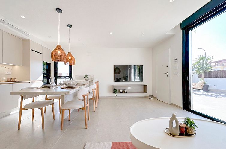 Geschakelde woning in Santiago de la Ribera