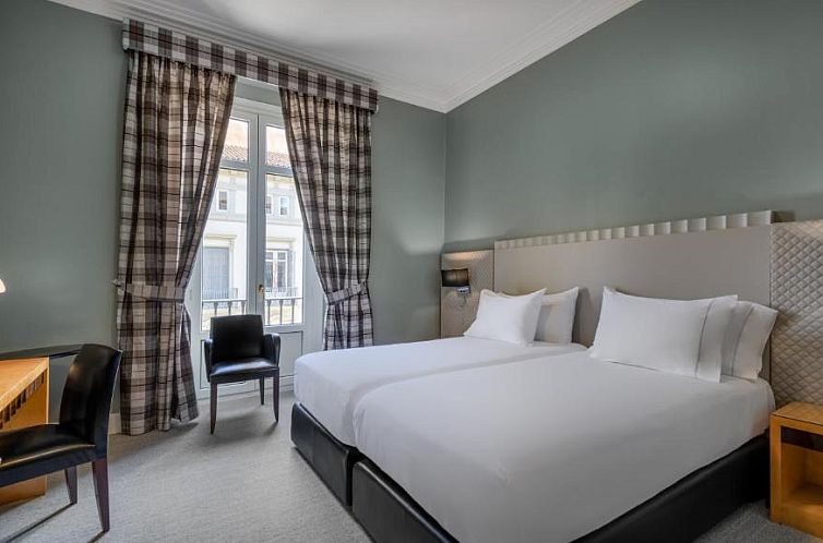 Room Mate Larios