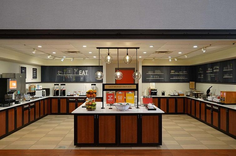 Hampton Inn & Suites Chicago/Aurora