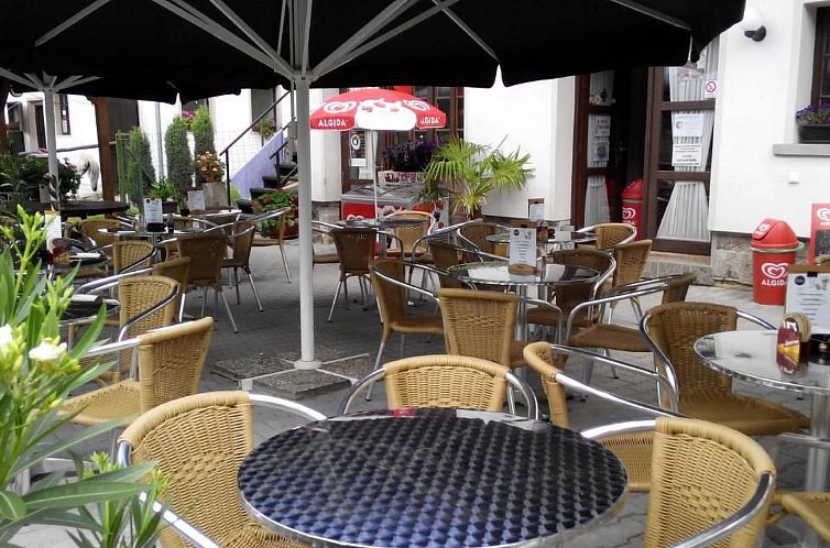 Vakantiehuis mit Terrasse