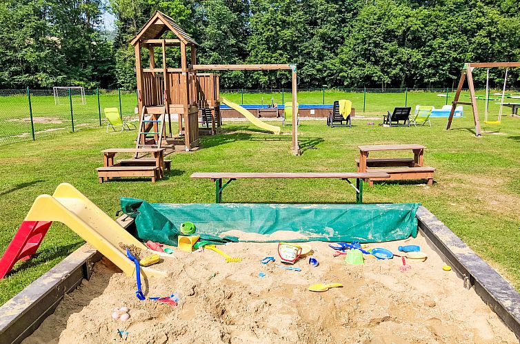 Vakantiehuis Green Valley Park Stárkov 15