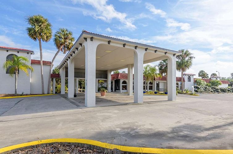 Motel 6-Spring Hill, FL - Weeki Wachee
