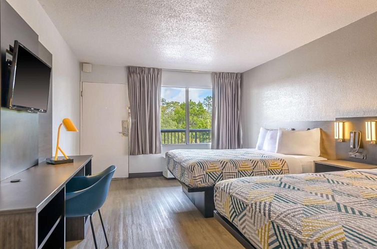 Motel 6-Spring Hill, FL - Weeki Wachee