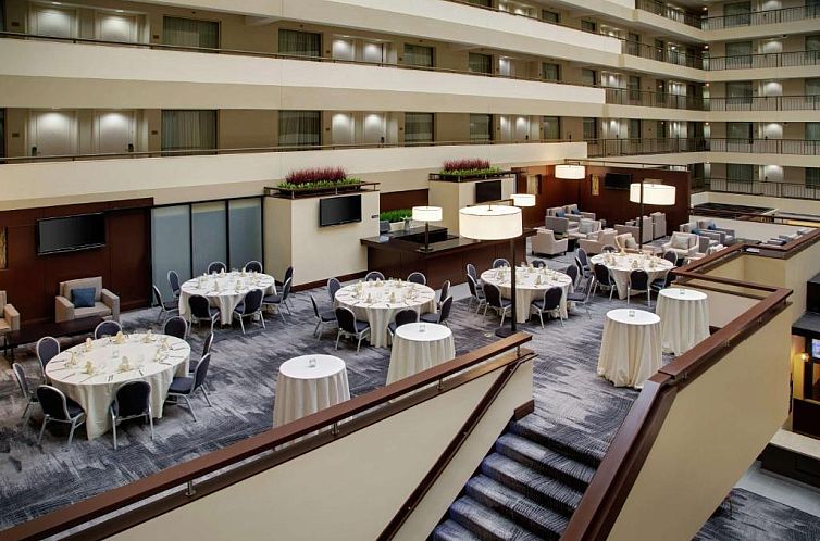 Embassy Suites by Hilton Detroit Troy Auburn Hills