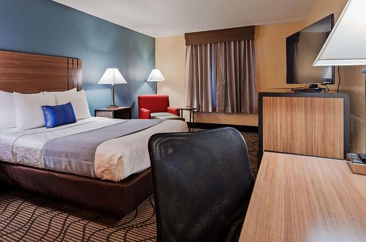 Best Western Plus Heritage Inn