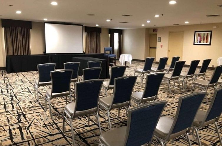 Best Western Plus Heritage Inn