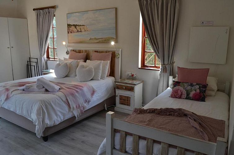 Storms River Guest Lodge