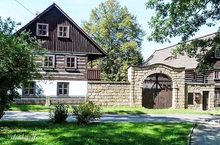 Vakantiehuis Máchova roubenka