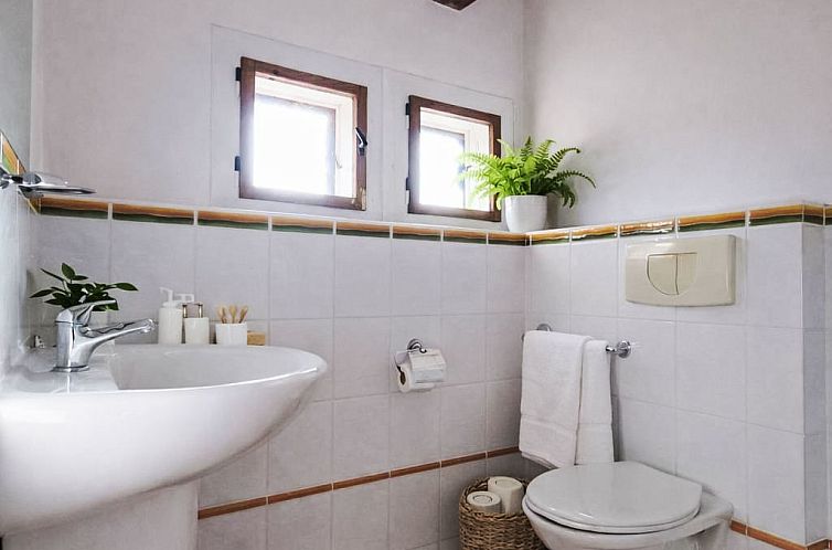 Vakantiehuis Máchova roubenka