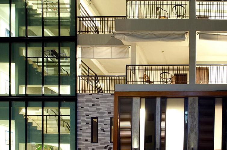 Izen Budget Hotel & Residence