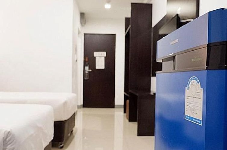 Izen Budget Hotel & Residence