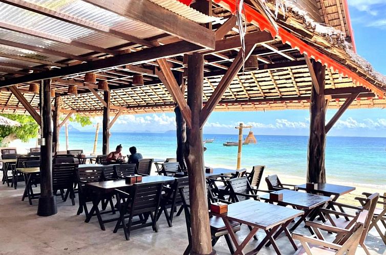 Phi Phi Relax Beach Resort