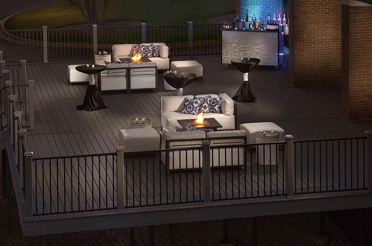 DoubleTree by Hilton Chicago - Oak Brook