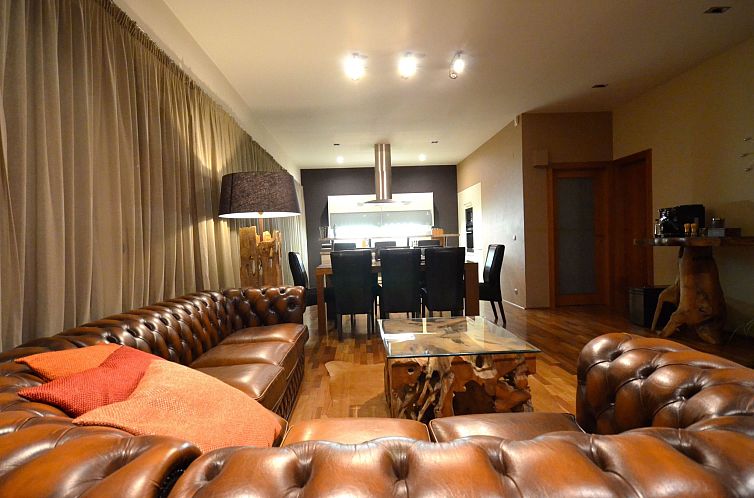 Appartement mit Terrasse