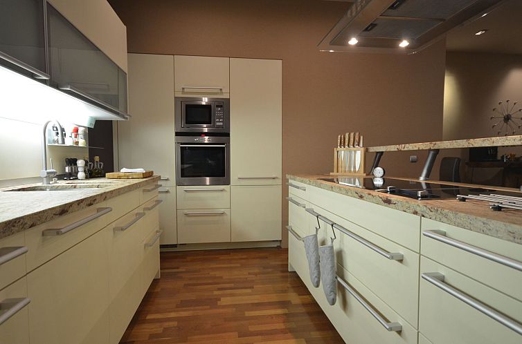 Appartement mit Terrasse