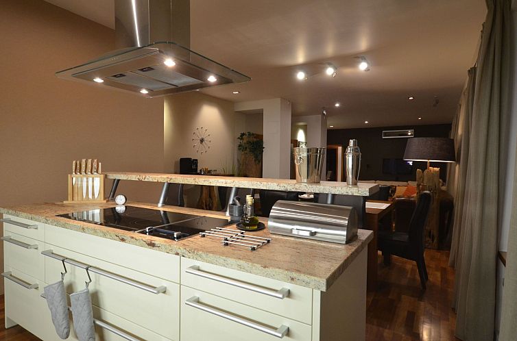 Appartement mit Terrasse