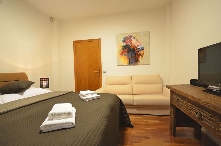 Appartement mit Terrasse