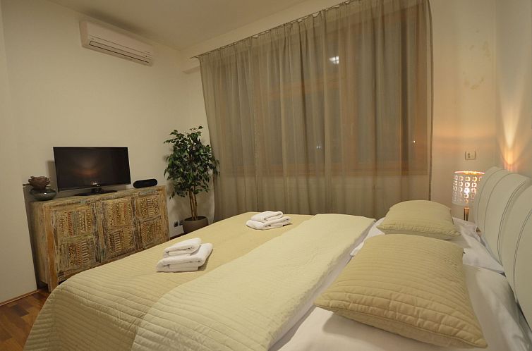 Appartement mit Terrasse