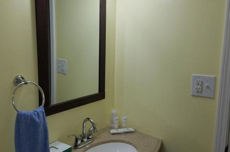 A Holiday Motel - Maggie Valley