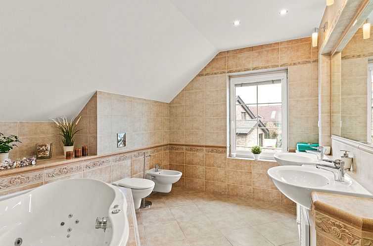 Vakantiehuis Garden & Terrace Villa