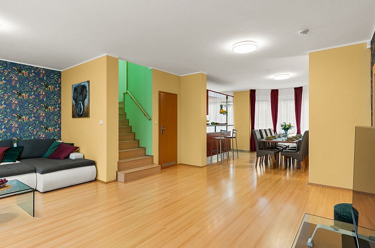 Vakantiehuis Garden & Terrace Villa