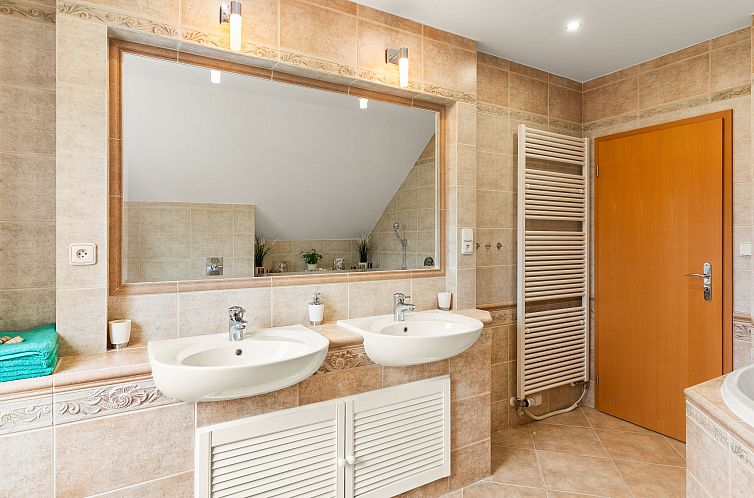 Vakantiehuis Garden & Terrace Villa