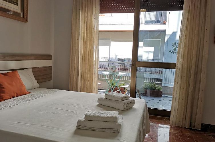 Eduardo Lucena 5, Mezquita