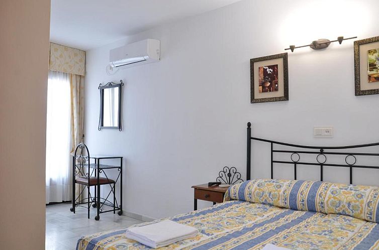 Hostal Almanzor