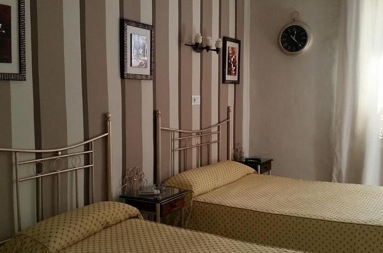 Hostal Almanzor