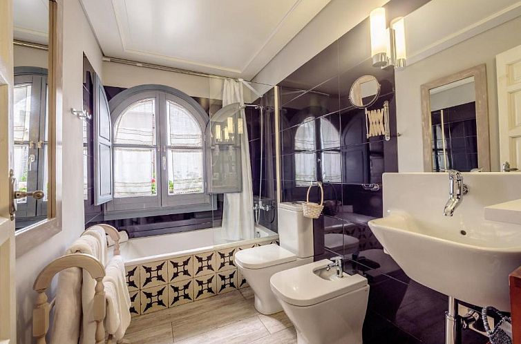 ApartaSuites Alberca Deluxe