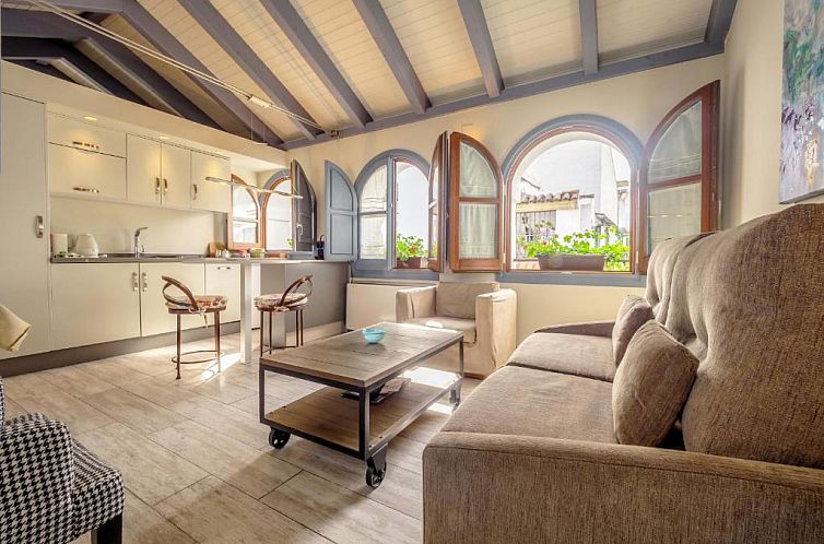 ApartaSuites Alberca Deluxe