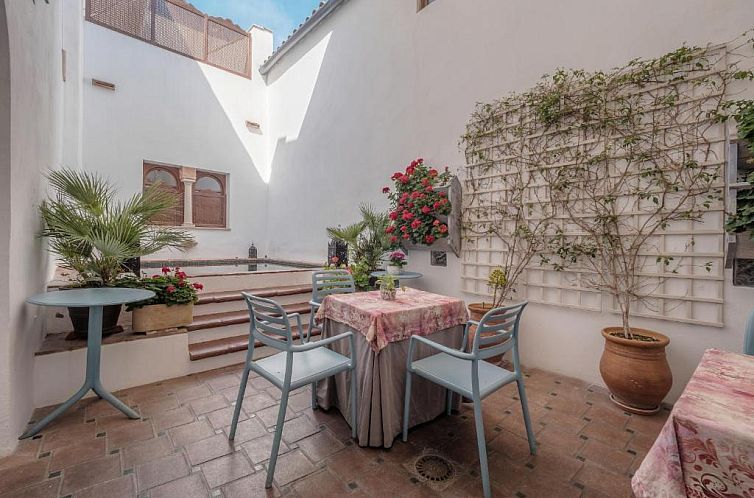 ApartaSuites Alberca Deluxe