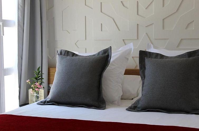 Hotel Boutique Caireles