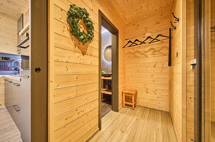 Vakantiehuis Luxe Timber Lodge & Relaxing Bath
