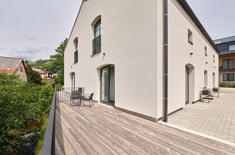 Appartement Luxury Mountain Attic with AC & Netflix