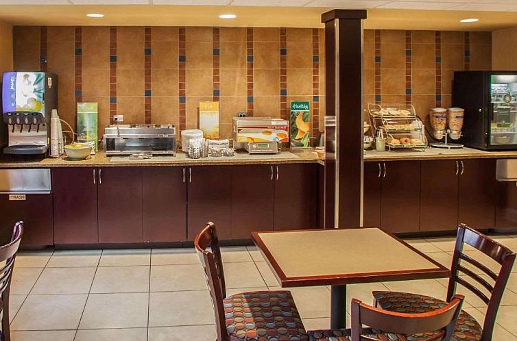 Quality Inn and Suites St Charles -West Chicago
