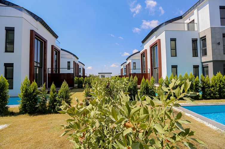 Geschakelde woning in Side